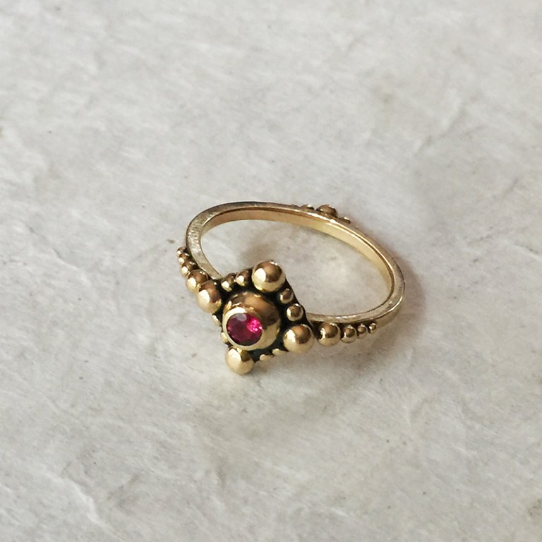 Bague Spinelle Granulation Or