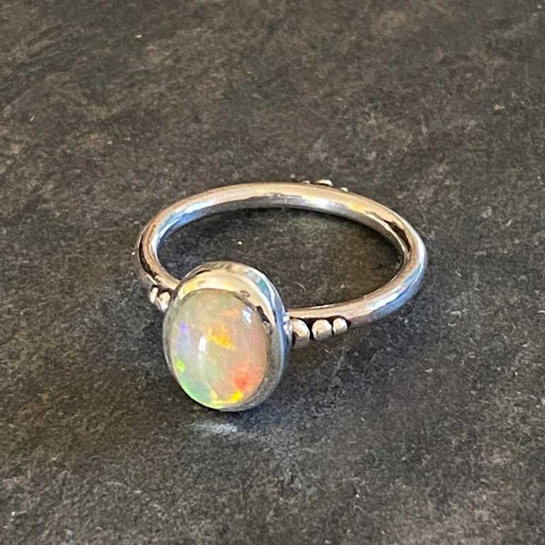 Bague Cabochon Opale Blanc/Rose/Vert