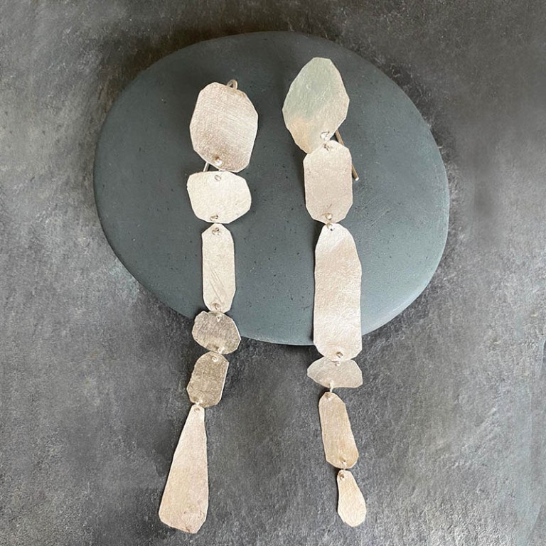 Boucles d'oreilles Salomé longue / 6 éléments