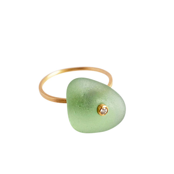 Bague Un Verre Vert Clair  et/ou Sur Mesure