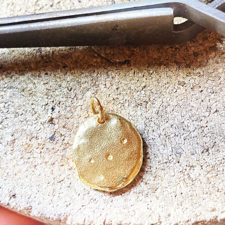 Médaille Or