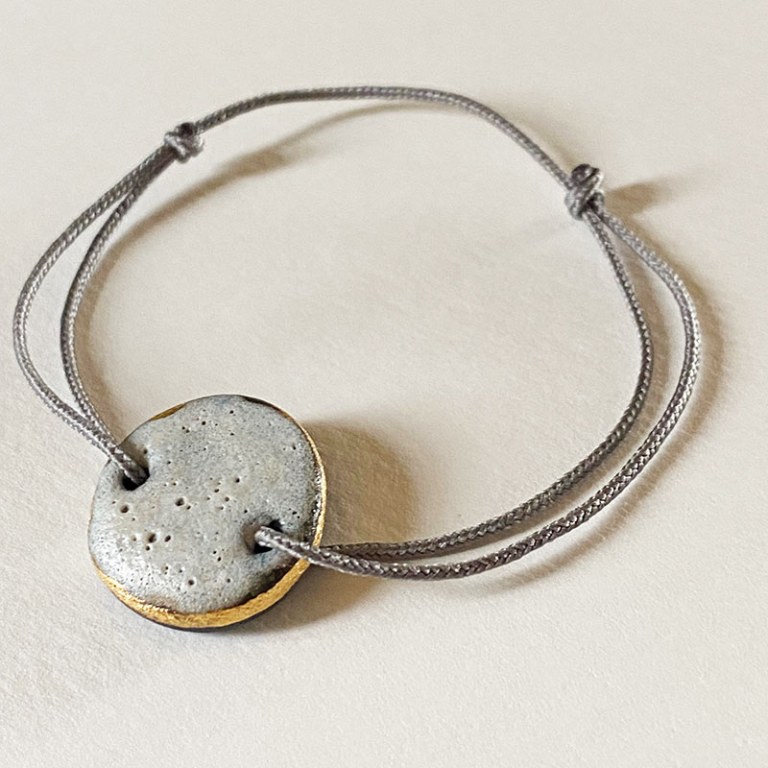 Bracelet Lave gris clair
