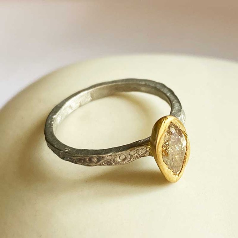 Bague Bicolore Diamant Navette