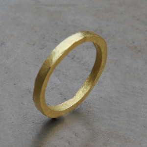 Alliance texturée or jaune