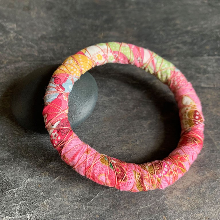 Bracelet Jonc Textile Rose Rouge Vert