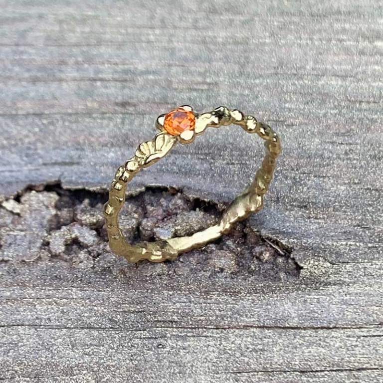 Bague Fine Or et Saphir Orange