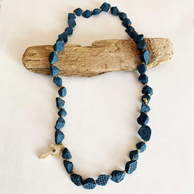 Collier Chapelet Porcelaine bleue