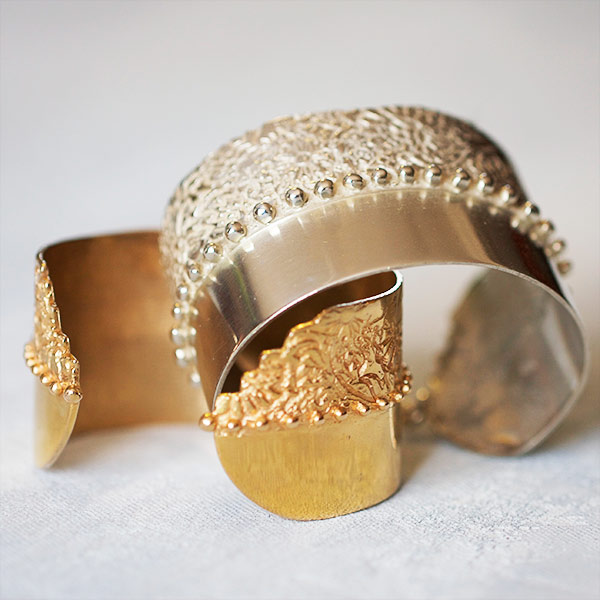 Bracelets & manchettes en argent & or